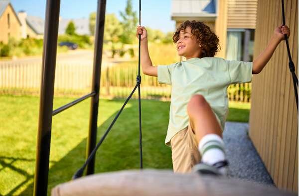 BERG-PlayBase-nestschommel