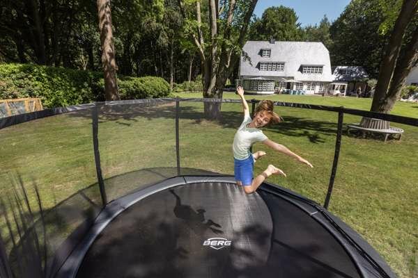 BERG-Elite-Inground-430-Grey-Levels-Safety-Net-Deluxe